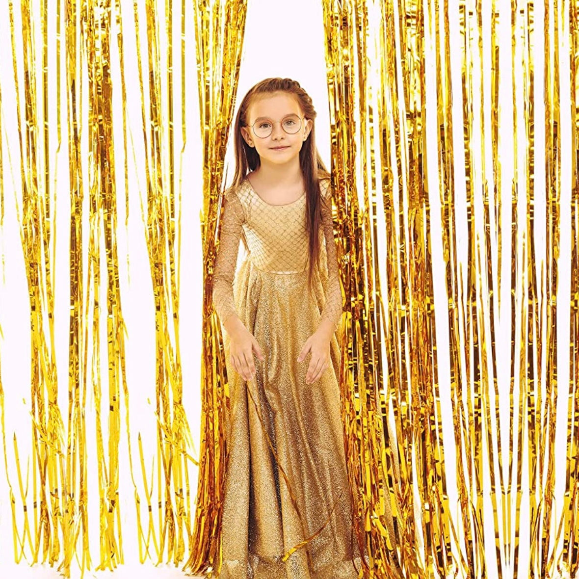 Gold Tinsel Fringe Curtain Backdrop (1x2m)